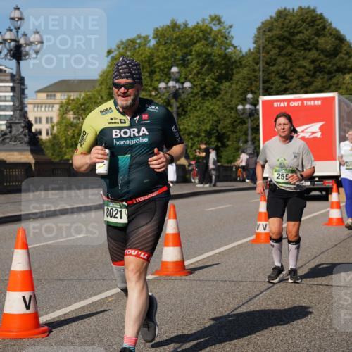 07.09.2025 - BARMER Alsterlauf Yannick Fuchs http://msf.ph/oto/8828464 07.09.2025 10:14:19 Laufen 8021, 255, 055, 4477 meine-sportfotos.de