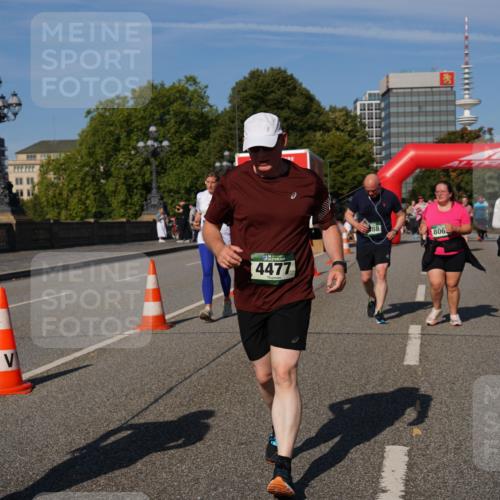 07.09.2025 - BARMER Alsterlauf Yannick Fuchs http://msf.ph/oto/8828475 07.09.2025 10:14:22 Laufen 10, 4477, 88, 806, 3052 meine-sportfotos.de