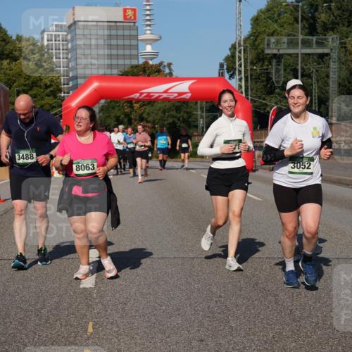 07.09.2025 - BARMER Alsterlauf Yannick Fuchs http://msf.ph/oto/8828478 07.09.2025 10:14:23 Laufen 3488, 8063, 3052 meine-sportfotos.de