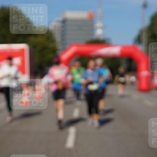 07.09.2025 - BARMER Alsterlauf Yannick Fuchs http://msf.ph/oto/8828502 07.09.2025 10:14:32 Laufen  meine-sportfotos.de