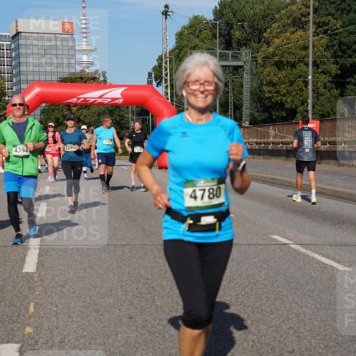 07.09.2025 - BARMER Alsterlauf Yannick Fuchs http://msf.ph/oto/8828513 07.09.2025 10:14:37 Laufen 43941, 226, 2337, 4780 meine-sportfotos.de