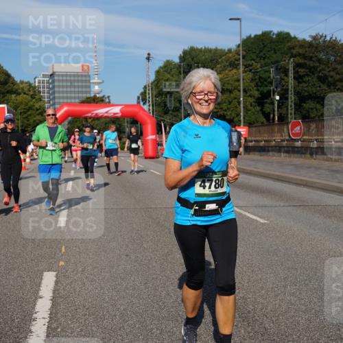 07.09.2025 - BARMER Alsterlauf Yannick Fuchs http://msf.ph/oto/8828516 07.09.2025 10:14:37 Laufen 4869, 1394, 4780 meine-sportfotos.de