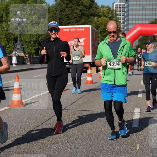 07.09.2025 - BARMER Alsterlauf Yannick Fuchs http://msf.ph/oto/8828521 07.09.2025 10:14:38 Laufen 4869, 3292, 4394, 226, 2337 meine-sportfotos.de
