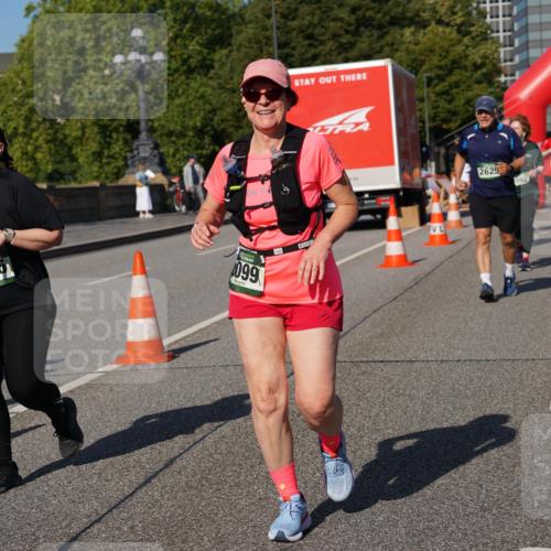 07.09.2025 - BARMER Alsterlauf Yannick Fuchs http://msf.ph/oto/8828539 07.09.2025 10:14:44 Laufen 2725, 099, 2625, 092, 3848 meine-sportfotos.de
