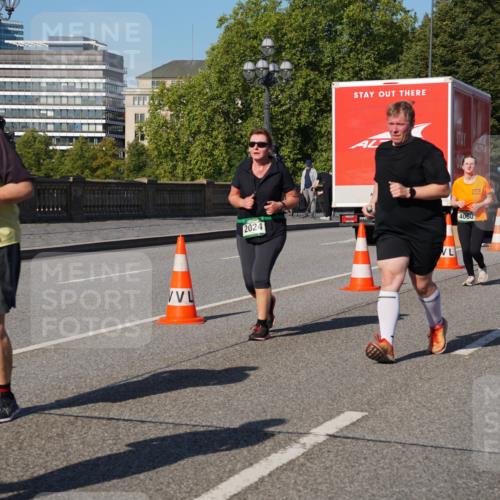 07.09.2025 - BARMER Alsterlauf Yannick Fuchs http://msf.ph/oto/8828602 07.09.2025 10:15:03 Laufen 89, 2024, 3882, 4060, 56227 meine-sportfotos.de