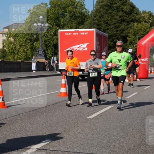 07.09.2025 - BARMER Alsterlauf Yannick Fuchs http://msf.ph/oto/8828606 07.09.2025 10:15:05 Laufen 622, 4390, 1, 4060, 3882 meine-sportfotos.de