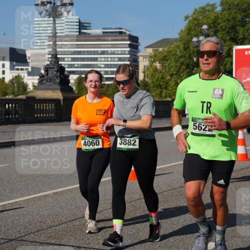 07.09.2025 - BARMER Alsterlauf Yannick Fuchs http://msf.ph/oto/8828614 07.09.2025 10:15:07 Laufen 4060, 3882, 10, 562, 20 meine-sportfotos.de
