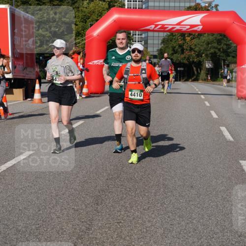 07.09.2025 - BARMER Alsterlauf Yannick Fuchs http://msf.ph/oto/8828625 07.09.2025 10:15:13 Laufen 4519, 4410 meine-sportfotos.de