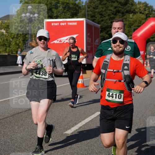 07.09.2025 - BARMER Alsterlauf Yannick Fuchs http://msf.ph/oto/8828629 07.09.2025 10:15:15 Laufen 4438, 4509, 36, 4410 meine-sportfotos.de