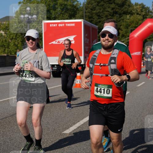 07.09.2025 - BARMER Alsterlauf Yannick Fuchs http://msf.ph/oto/8828630 07.09.2025 10:15:15 Laufen 4438, 4509, 36, 4410 meine-sportfotos.de