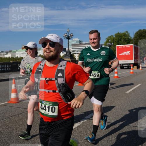 07.09.2025 - BARMER Alsterlauf Yannick Fuchs http://msf.ph/oto/8828635 07.09.2025 10:15:16 Laufen 4459, 36, 4410 meine-sportfotos.de