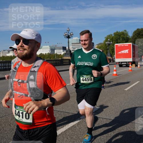 07.09.2025 - BARMER Alsterlauf Yannick Fuchs http://msf.ph/oto/8828636 07.09.2025 10:15:16 Laufen 36, 4410, 4459 meine-sportfotos.de