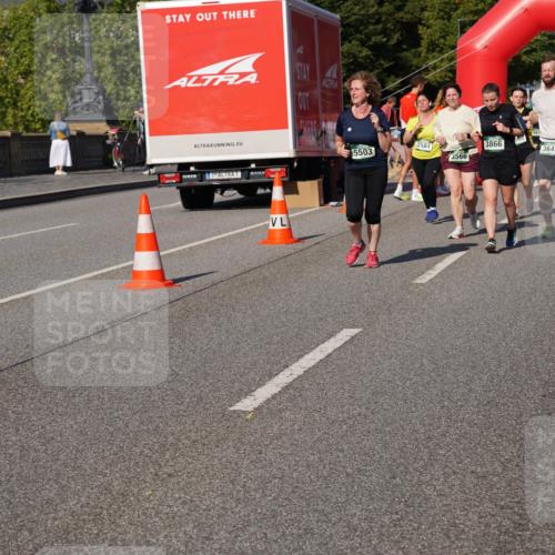 07.09.2025 - BARMER Alsterlauf Yannick Fuchs http://msf.ph/oto/8828645 07.09.2025 10:15:19 Laufen 5503, 3581, 3866, 598, 3566, 3643 meine-sportfotos.de