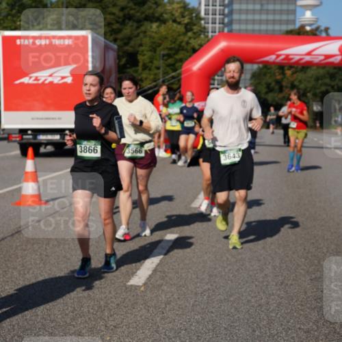 07.09.2025 - BARMER Alsterlauf Yannick Fuchs http://msf.ph/oto/8828654 07.09.2025 10:15:23 Laufen 503, 3866, 3566, 3643 meine-sportfotos.de