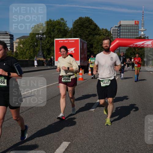 07.09.2025 - BARMER Alsterlauf Yannick Fuchs http://msf.ph/oto/8828660 07.09.2025 10:15:24 Laufen 6319, 3866, 3566, 3643, 138 meine-sportfotos.de