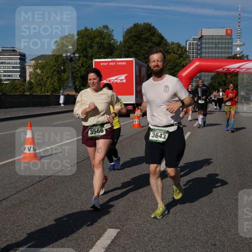 07.09.2025 - BARMER Alsterlauf Yannick Fuchs http://msf.ph/oto/8828662 07.09.2025 10:15:24 Laufen 136, 866, 3566, 3643 meine-sportfotos.de