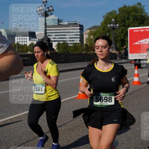 07.09.2025 - BARMER Alsterlauf Yannick Fuchs http://msf.ph/oto/8828666 07.09.2025 10:15:26 Laufen 3581, 36, 5698, 4975 meine-sportfotos.de