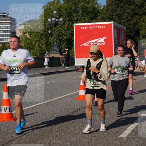 07.09.2025 - BARMER Alsterlauf Yannick Fuchs http://msf.ph/oto/8828687 07.09.2025 10:15:33 Laufen 6044, 5325, 3936, 3595 meine-sportfotos.de