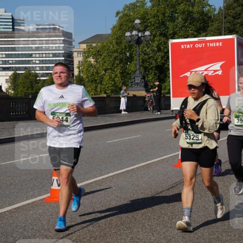 07.09.2025 - BARMER Alsterlauf Yannick Fuchs http://msf.ph/oto/8828688 07.09.2025 10:15:33 Laufen 44, 5325, 3936 meine-sportfotos.de