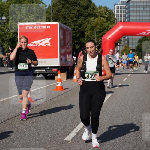 07.09.2025 - BARMER Alsterlauf Yannick Fuchs http://msf.ph/oto/8828693 07.09.2025 10:15:35 Laufen 3619, 439, 2525 meine-sportfotos.de