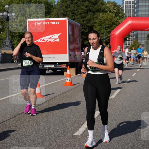 07.09.2025 - BARMER Alsterlauf Yannick Fuchs http://msf.ph/oto/8828694 07.09.2025 10:15:35 Laufen 3619, 2525 meine-sportfotos.de