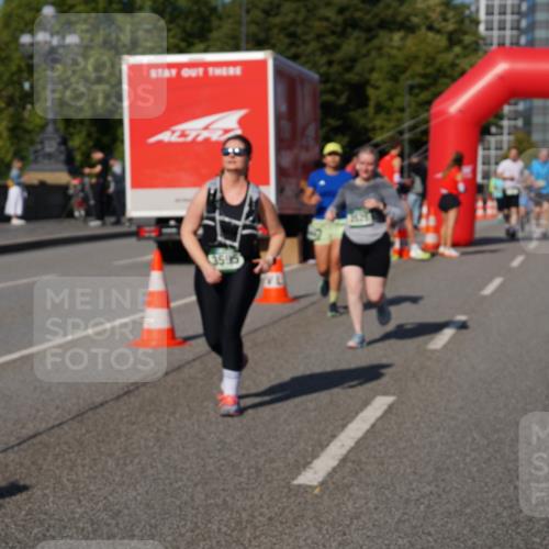 07.09.2025 - BARMER Alsterlauf Yannick Fuchs http://msf.ph/oto/8828702 07.09.2025 10:15:37 Laufen 3595 meine-sportfotos.de