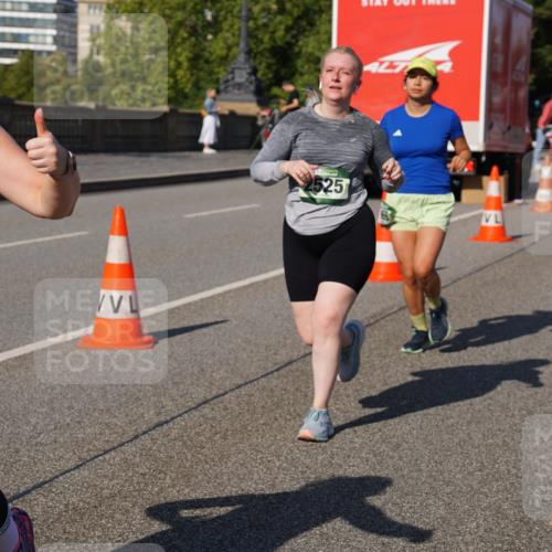 07.09.2025 - BARMER Alsterlauf Yannick Fuchs http://msf.ph/oto/8828710 07.09.2025 10:15:40 Laufen 36, 595, 525 meine-sportfotos.de