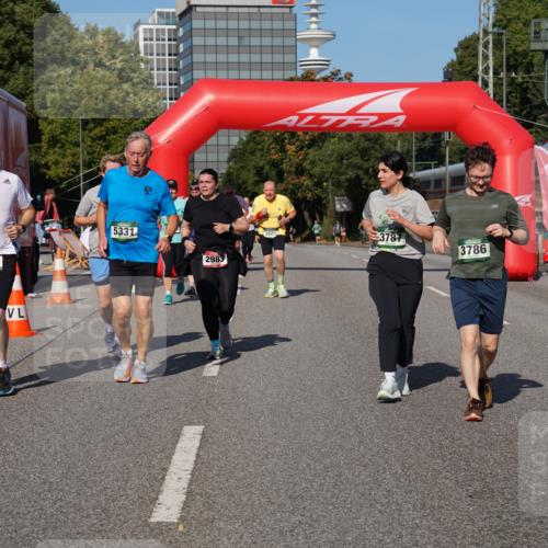 07.09.2025 - BARMER Alsterlauf Yannick Fuchs http://msf.ph/oto/8828724 07.09.2025 10:15:48 Laufen 5332, 5331, 2983, 3787, 3786 meine-sportfotos.de