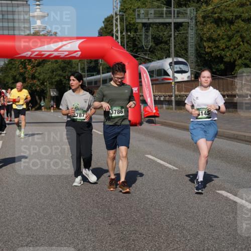 07.09.2025 - BARMER Alsterlauf Yannick Fuchs http://msf.ph/oto/8828726 07.09.2025 10:15:49 Laufen 5331, 2983, 3787, 3786, 145 meine-sportfotos.de