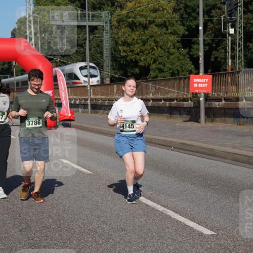 07.09.2025 - BARMER Alsterlauf Yannick Fuchs http://msf.ph/oto/8828728 07.09.2025 10:15:49 Laufen 787, 3786, 4145 meine-sportfotos.de