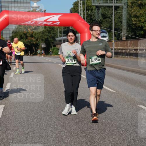 07.09.2025 - BARMER Alsterlauf Yannick Fuchs http://msf.ph/oto/8828732 07.09.2025 10:15:50 Laufen 31, 2983, 2685, 3787, 3786, 41 meine-sportfotos.de