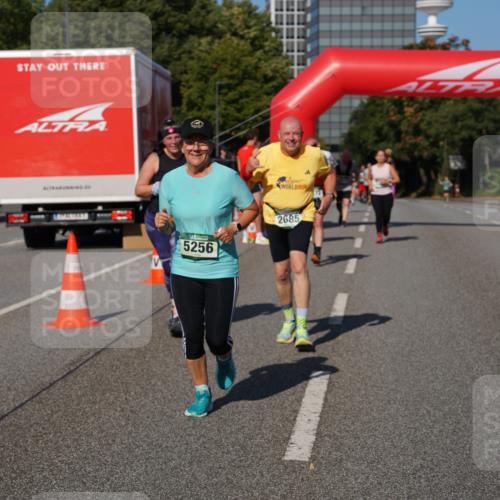 07.09.2025 - BARMER Alsterlauf Yannick Fuchs http://msf.ph/oto/8828741 07.09.2025 10:15:54 Laufen 2685, 5256 meine-sportfotos.de