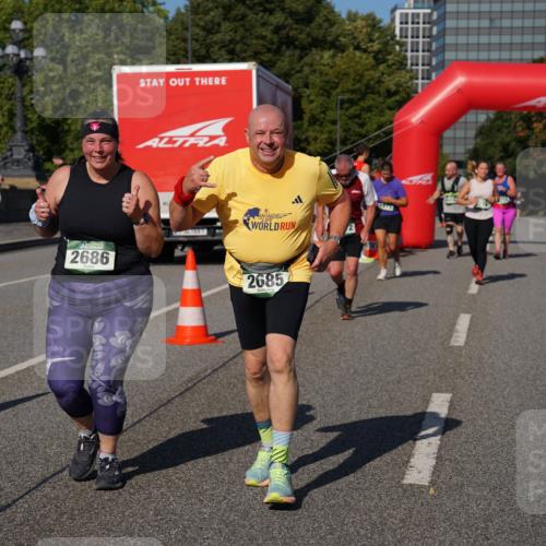 07.09.2025 - BARMER Alsterlauf Yannick Fuchs http://msf.ph/oto/8828749 07.09.2025 10:15:56 Laufen 2686, 2685 meine-sportfotos.de