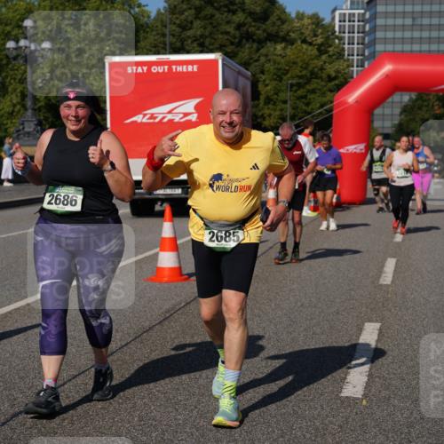 07.09.2025 - BARMER Alsterlauf Yannick Fuchs http://msf.ph/oto/8828750 07.09.2025 10:15:56 Laufen 2686, 2685 meine-sportfotos.de