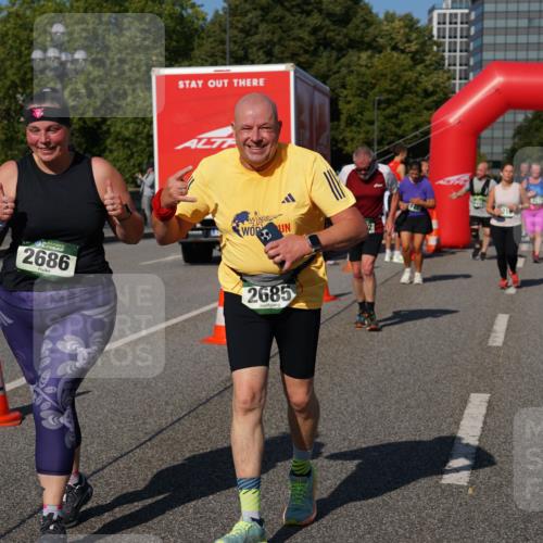 07.09.2025 - BARMER Alsterlauf Yannick Fuchs http://msf.ph/oto/8828753 07.09.2025 10:15:57 Laufen 2686, 2685 meine-sportfotos.de