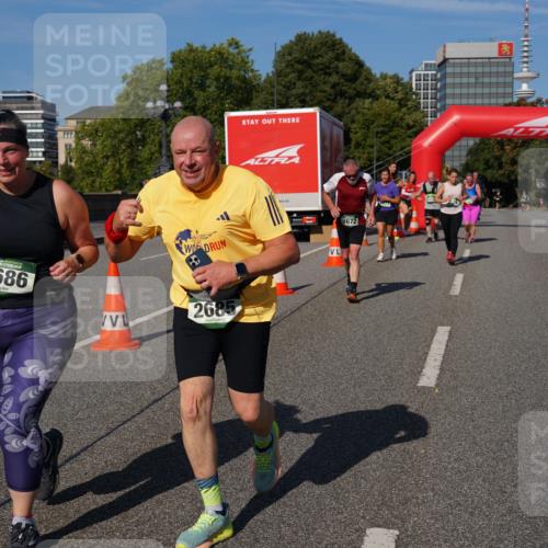 07.09.2025 - BARMER Alsterlauf Yannick Fuchs http://msf.ph/oto/8828757 07.09.2025 10:15:58 Laufen 2686, 2685, 3672 meine-sportfotos.de