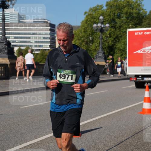 07.09.2025 - BARMER Alsterlauf Yannick Fuchs http://msf.ph/oto/8828794 07.09.2025 10:16:11 Laufen 36, 4971 meine-sportfotos.de