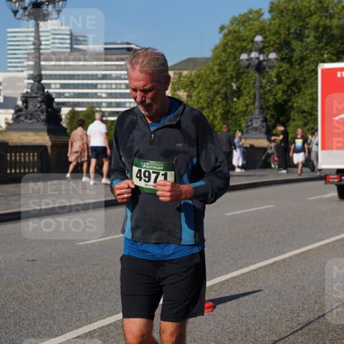 07.09.2025 - BARMER Alsterlauf Yannick Fuchs http://msf.ph/oto/8828795 07.09.2025 10:16:11 Laufen 136, 4971 meine-sportfotos.de