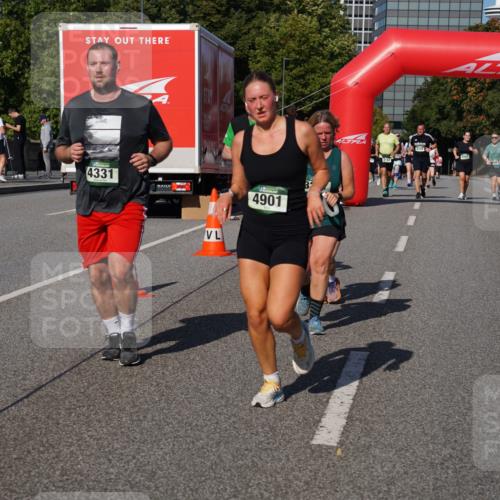 07.09.2025 - BARMER Alsterlauf Yannick Fuchs http://msf.ph/oto/8828818 07.09.2025 10:16:21 Laufen 4331, 4901, 4141 meine-sportfotos.de