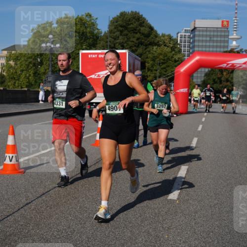 07.09.2025 - BARMER Alsterlauf Yannick Fuchs http://msf.ph/oto/8828821 07.09.2025 10:16:22 Laufen 4331, 490, 3297 meine-sportfotos.de
