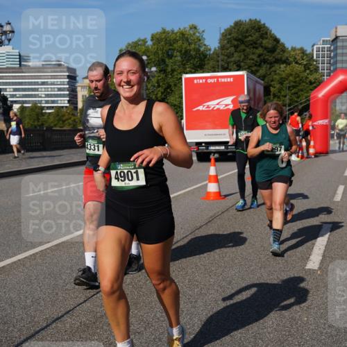 07.09.2025 - BARMER Alsterlauf Yannick Fuchs http://msf.ph/oto/8828823 07.09.2025 10:16:23 Laufen 4331, 136, 4901, 20, 297 meine-sportfotos.de