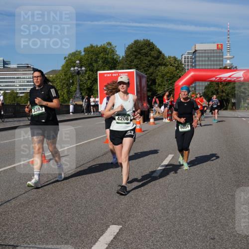 07.09.2025 - BARMER Alsterlauf Yannick Fuchs http://msf.ph/oto/8828866 07.09.2025 10:16:41 Laufen 3383, 4206, 8031 meine-sportfotos.de