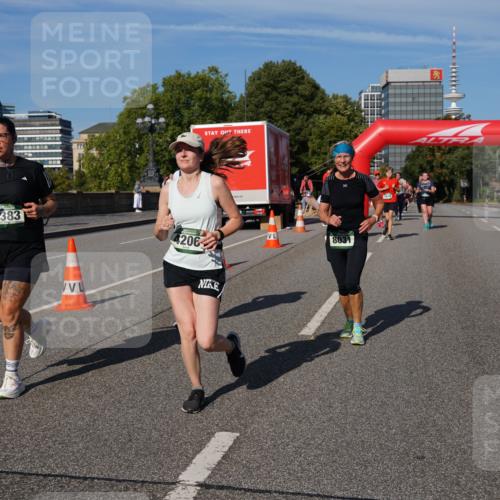 07.09.2025 - BARMER Alsterlauf Yannick Fuchs http://msf.ph/oto/8828870 07.09.2025 10:16:41 Laufen 3383, 4206, 8031, 5448 meine-sportfotos.de