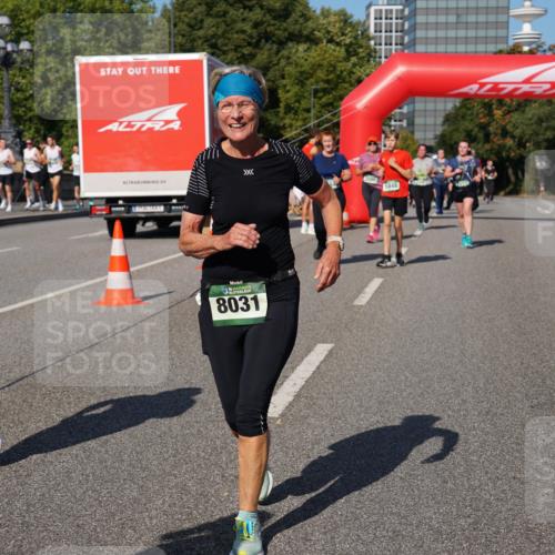 07.09.2025 - BARMER Alsterlauf Yannick Fuchs http://msf.ph/oto/8828871 07.09.2025 10:16:42 Laufen 456, 5848, 136, 8031 meine-sportfotos.de