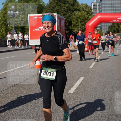 07.09.2025 - BARMER Alsterlauf Yannick Fuchs http://msf.ph/oto/8828874 07.09.2025 10:16:42 Laufen 136, 564, 36, 8031 meine-sportfotos.de