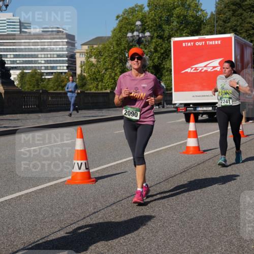 07.09.2025 - BARMER Alsterlauf Yannick Fuchs http://msf.ph/oto/8828887 07.09.2025 10:16:50 Laufen 2241, 2090 meine-sportfotos.de