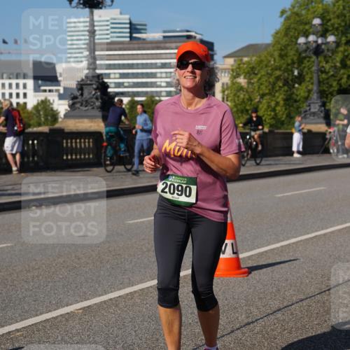 07.09.2025 - BARMER Alsterlauf Yannick Fuchs http://msf.ph/oto/8828890 07.09.2025 10:16:51 Laufen 19, 2241, 2090 meine-sportfotos.de
