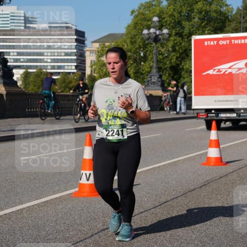 07.09.2025 - BARMER Alsterlauf Yannick Fuchs http://msf.ph/oto/8828893 07.09.2025 10:16:52 Laufen 2241 meine-sportfotos.de