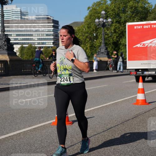07.09.2025 - BARMER Alsterlauf Yannick Fuchs http://msf.ph/oto/8828894 07.09.2025 10:16:52 Laufen 2241 meine-sportfotos.de