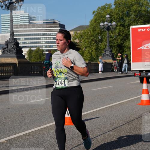 07.09.2025 - BARMER Alsterlauf Yannick Fuchs http://msf.ph/oto/8828895 07.09.2025 10:16:52 Laufen 2241 meine-sportfotos.de